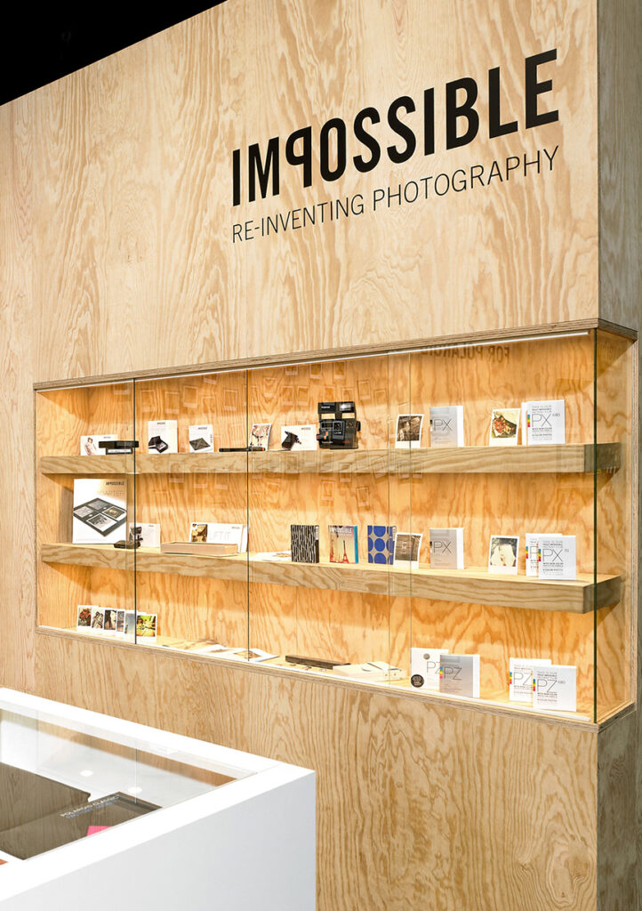 Retail display made of plywood