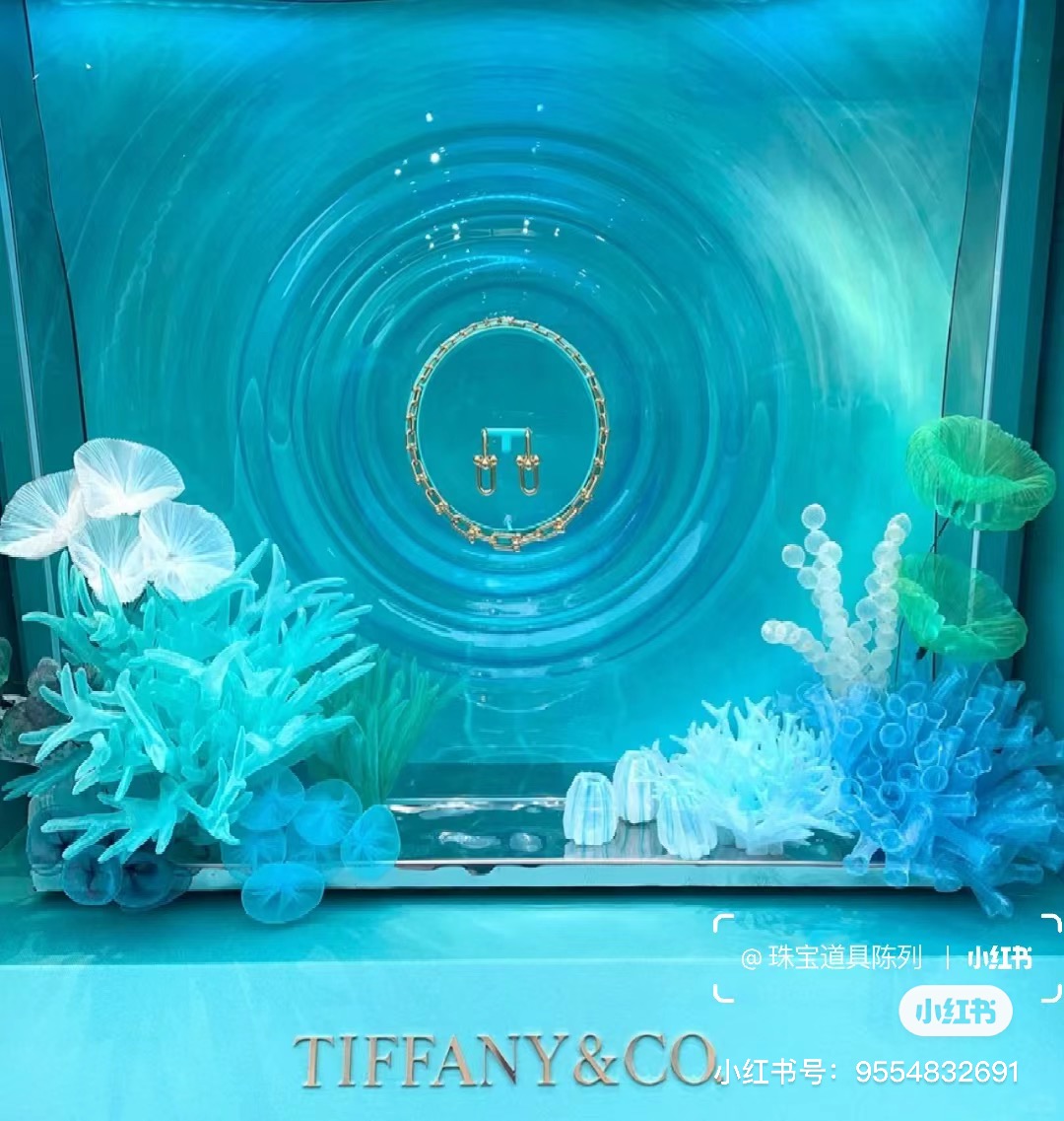 resin display stand
