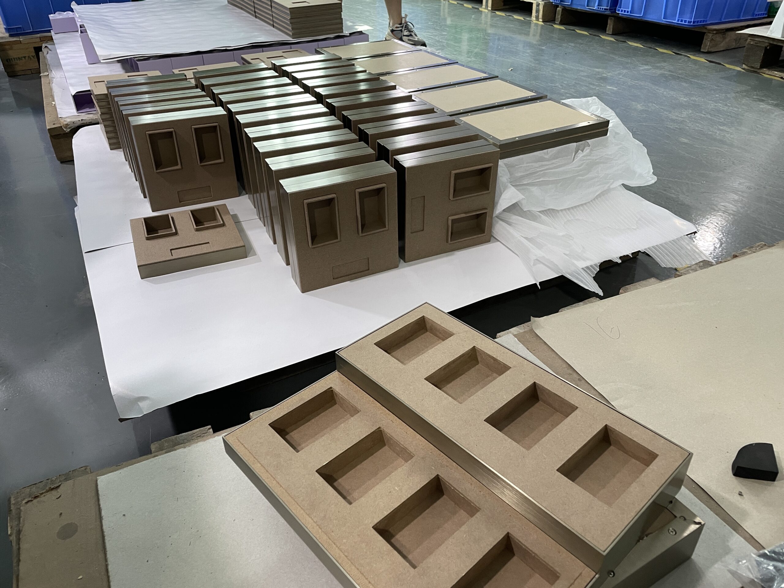 Prototyping and sample development for custom retail display