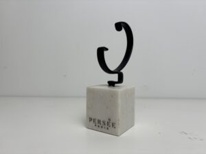 Interchangeable magnetic branding panel for seasonal skincare displays