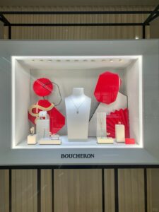 Samtop-designed glorifier system used in skincare flagship counter