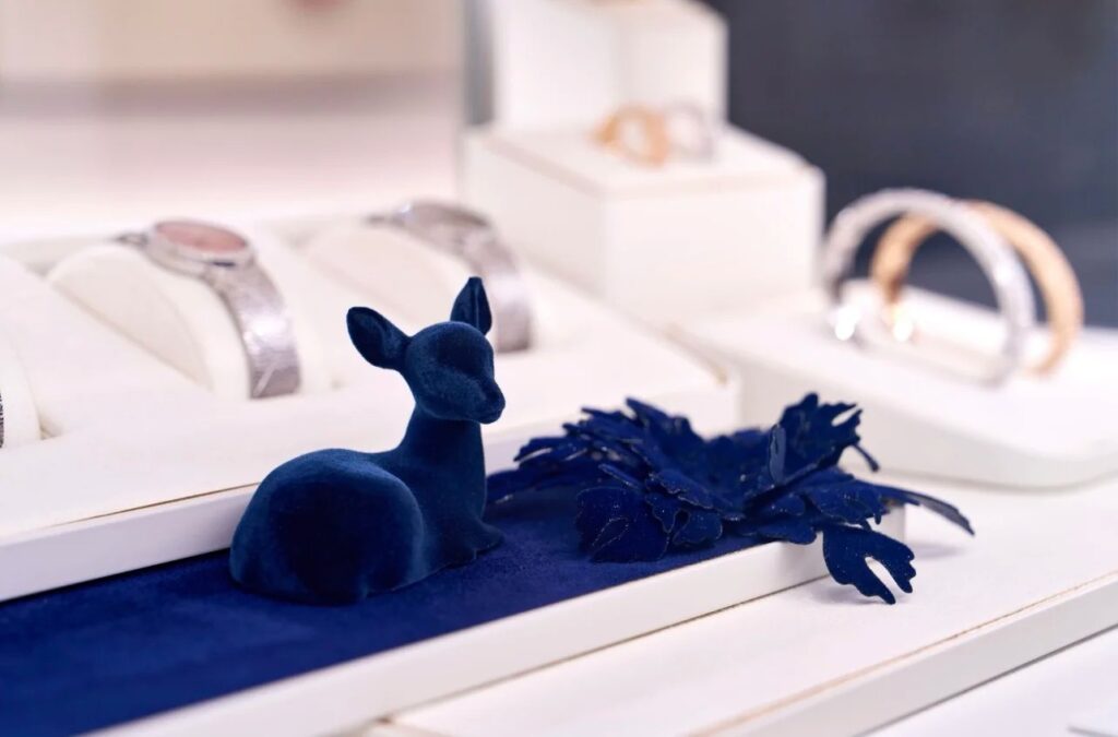matching velvet display