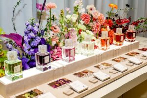 modern faux marble retail display