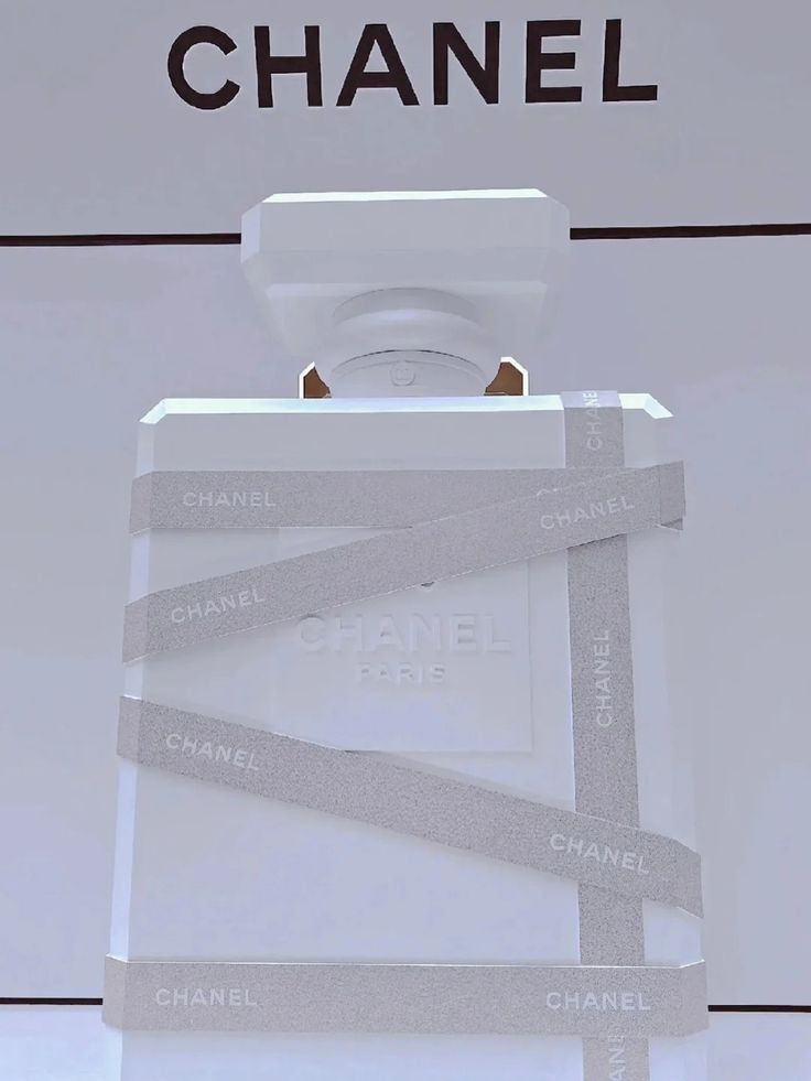cosmetic pumps