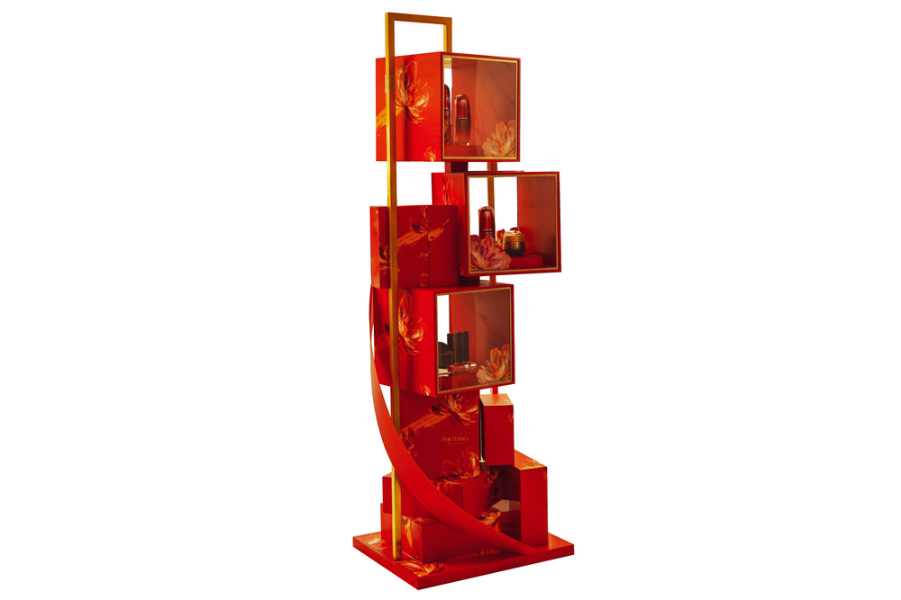 Custom POS merchandising display showcase