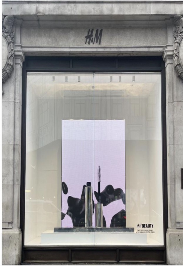 H&M Window Display