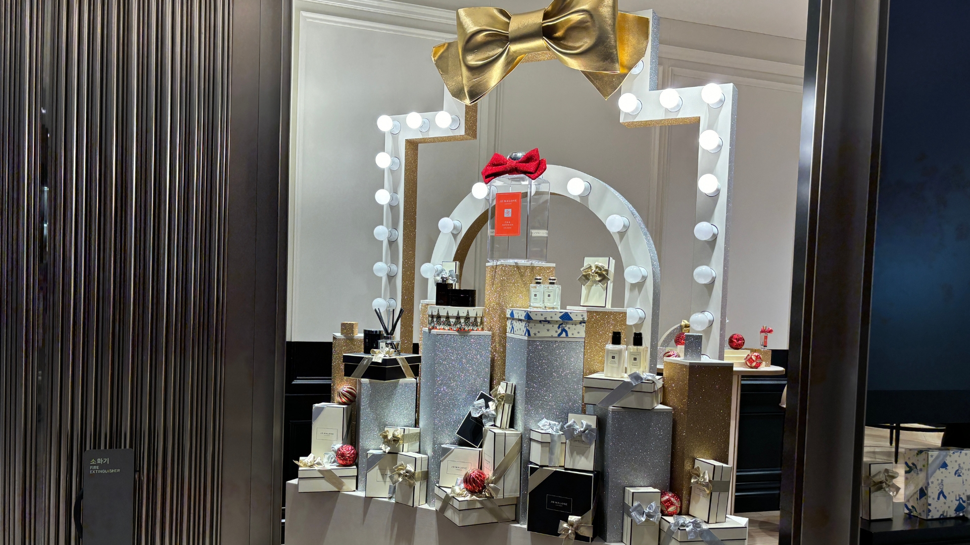Gift Bow