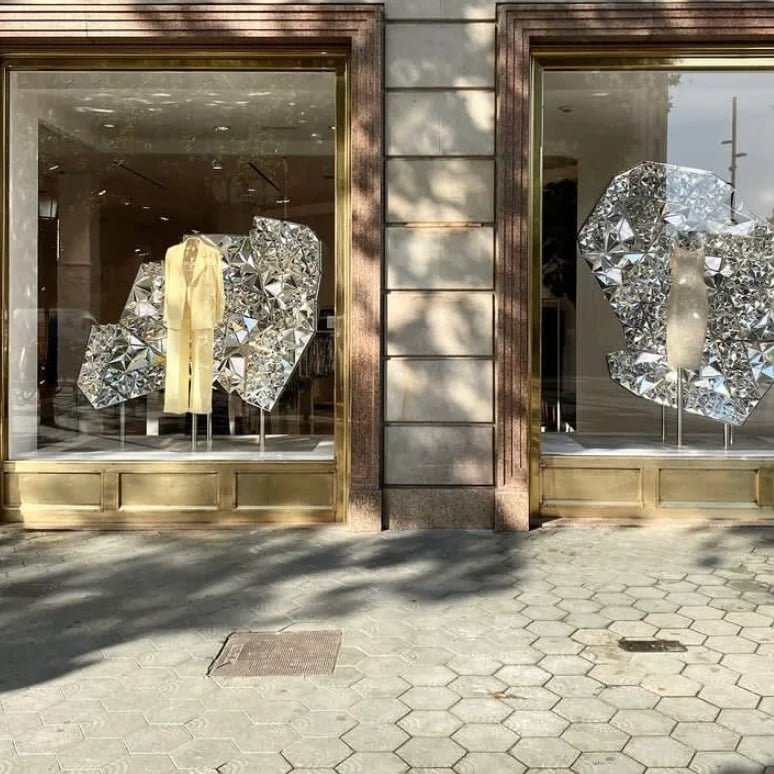 Window displays