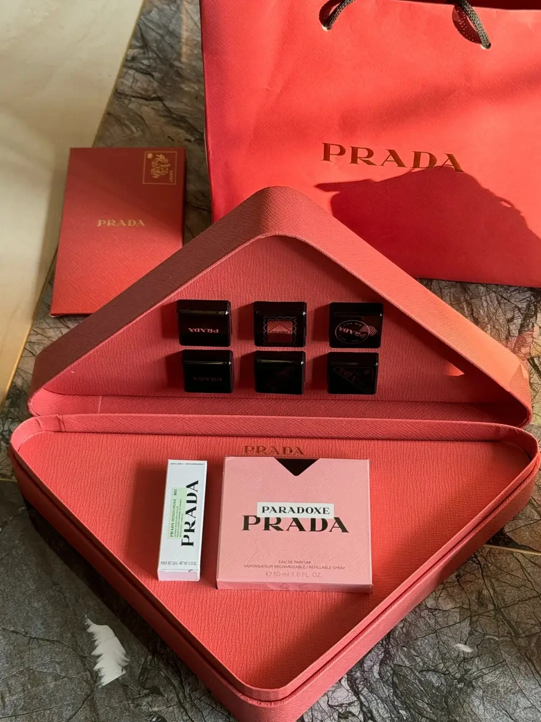 Luxury Perfume Packaging Box Design 8