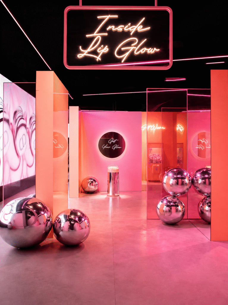 Luxury Perfume Pop-Up Store Design: Creating Immersive Brand Worlds