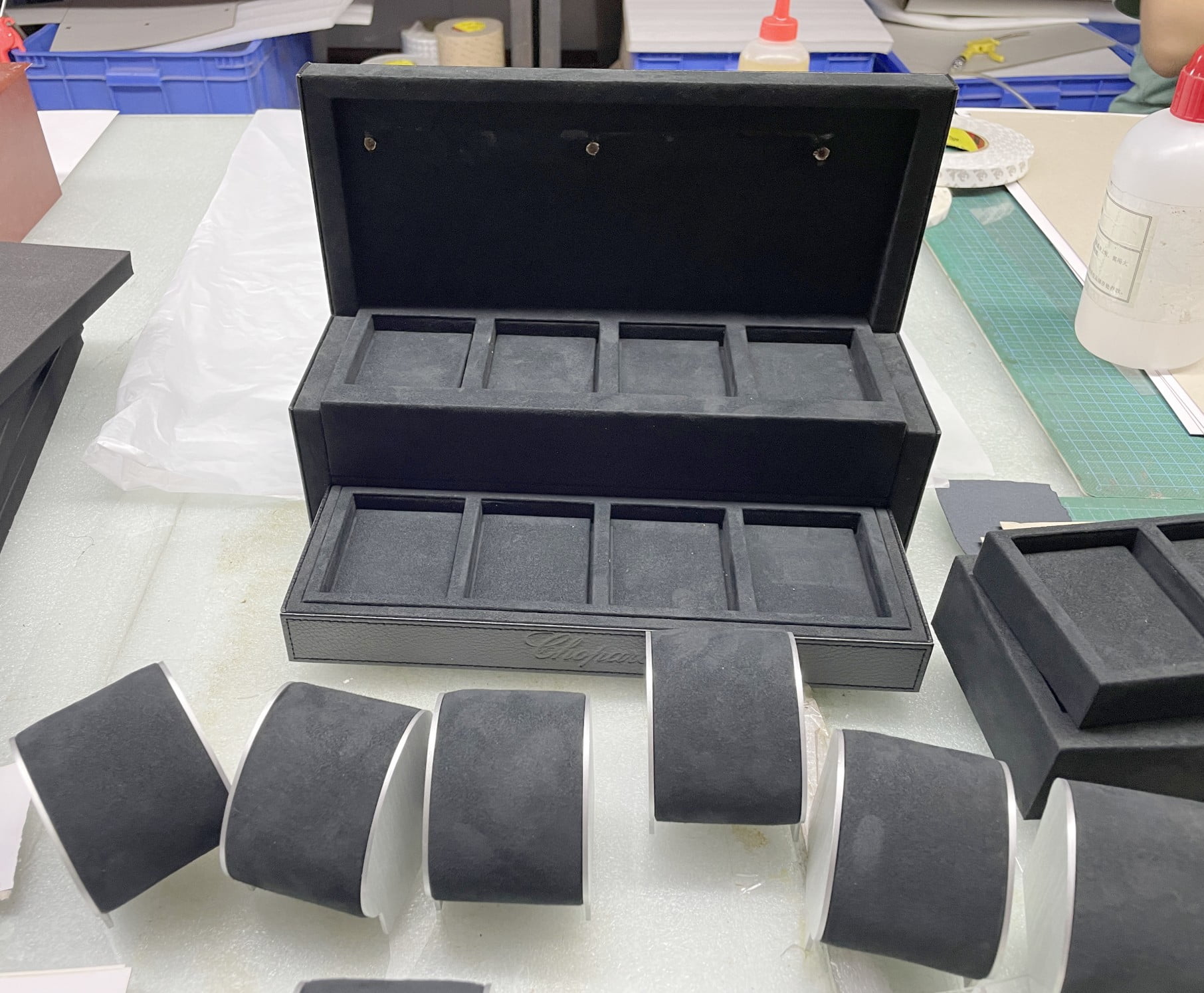 Leather-wrapped countertop display set