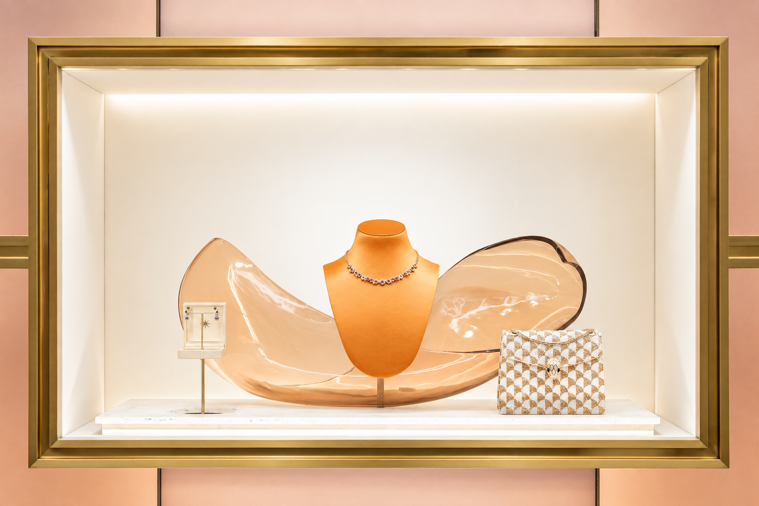 Luxury Window Display - Tiffany Style